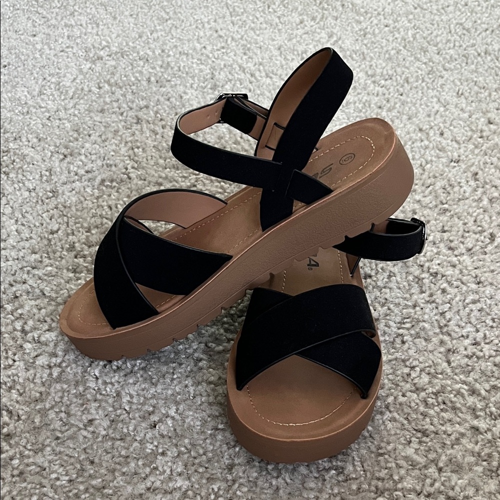 Women’s NEW Soda Black and Tan Strappy Sandals